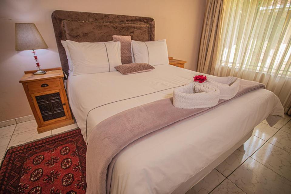 Palm Villa Хараре Экстерьер фото