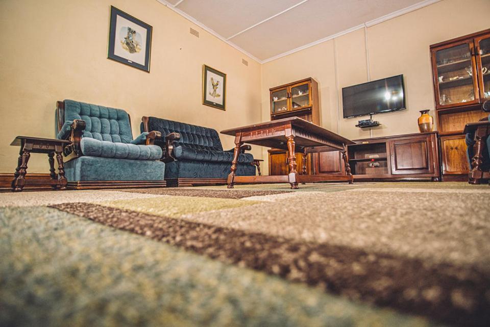 Palm Villa Хараре Экстерьер фото