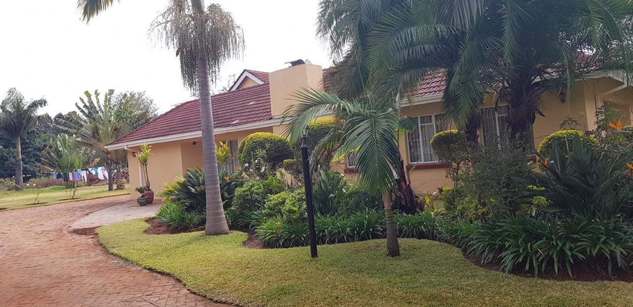 Palm Villa Хараре Экстерьер фото